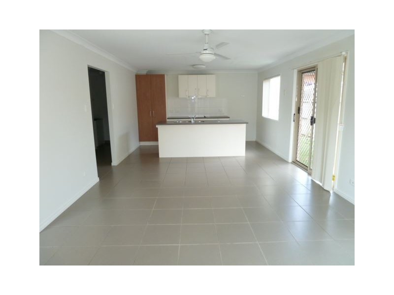 2 Camphor Crt, Victoria Point QLD 4165