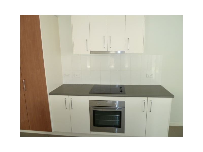 2 Camphor Crt, Victoria Point QLD 4165