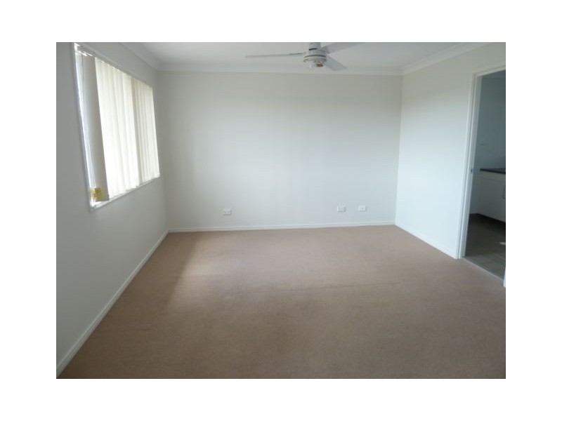 2 Camphor Crt, Victoria Point QLD 4165