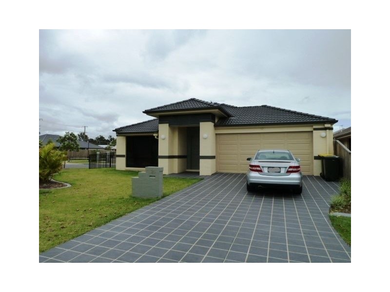 25 Treetop Place, Manly West QLD 4179