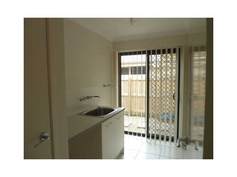 25 Treetop Place, Manly West QLD 4179
