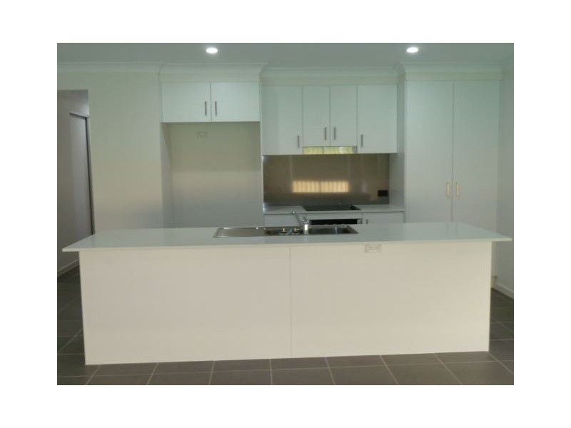 13 Bokhara Street, Thornlands QLD 4164