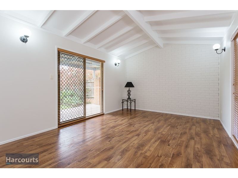 18 Chestnut Crescent, Victoria Point QLD 4165