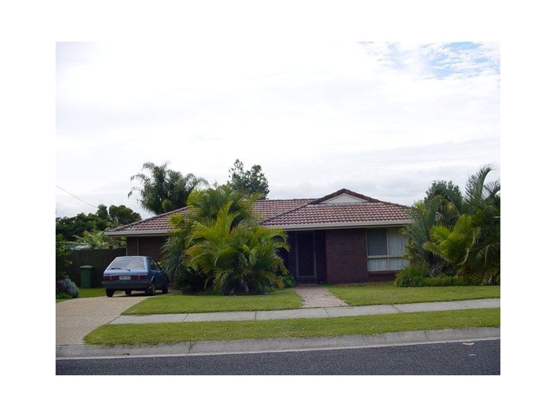 8 Schmidt Street, Victoria Point QLD 4165