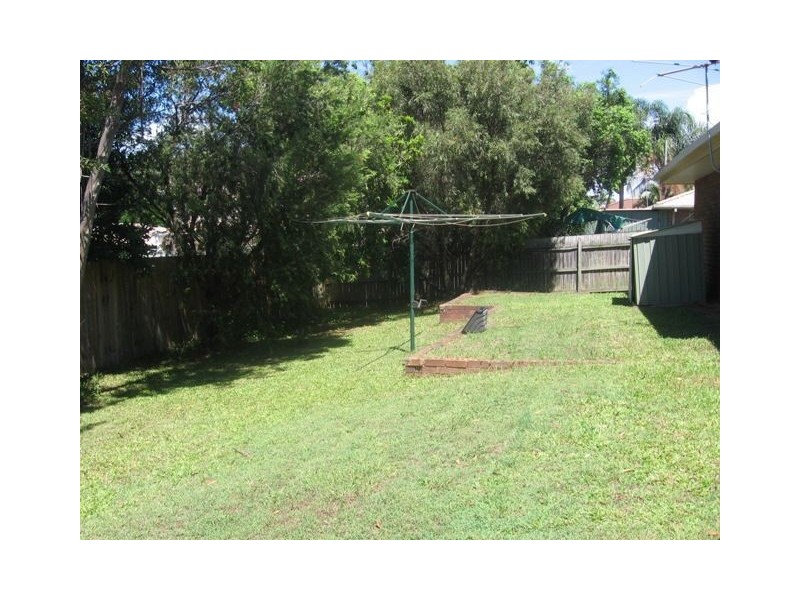 8 Schmidt Street, Victoria Point QLD 4165