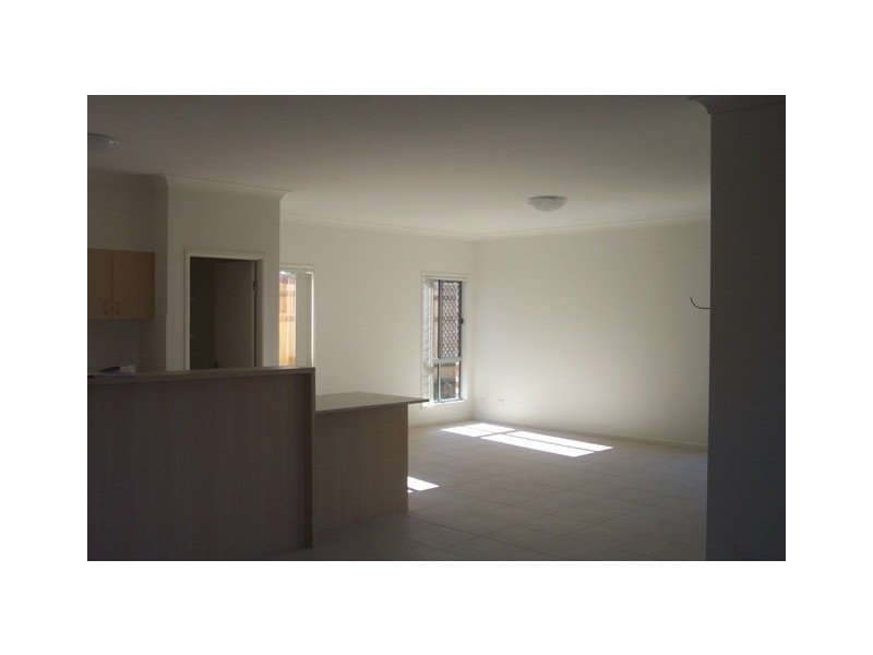 7 Cyan Place, Redland Bay QLD 4165