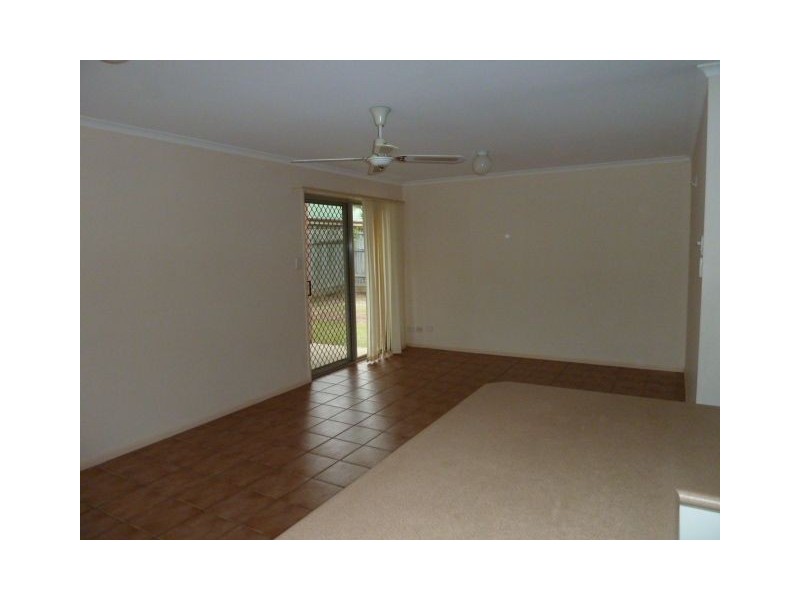 46 Pitt St, Redland Bay QLD 4165