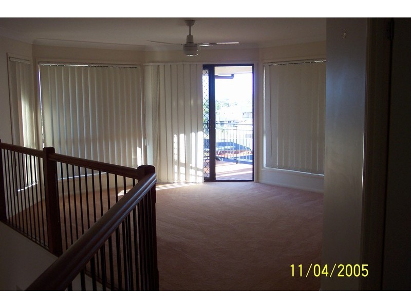 4 Creedin Ct, Redland Bay QLD 4165