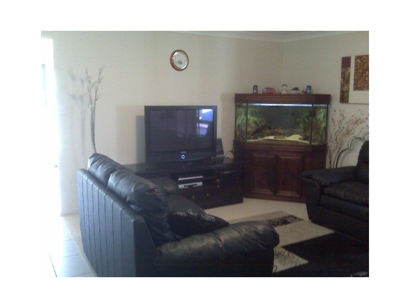 36 Ebony Crescent, Redland Bay QLD 4165