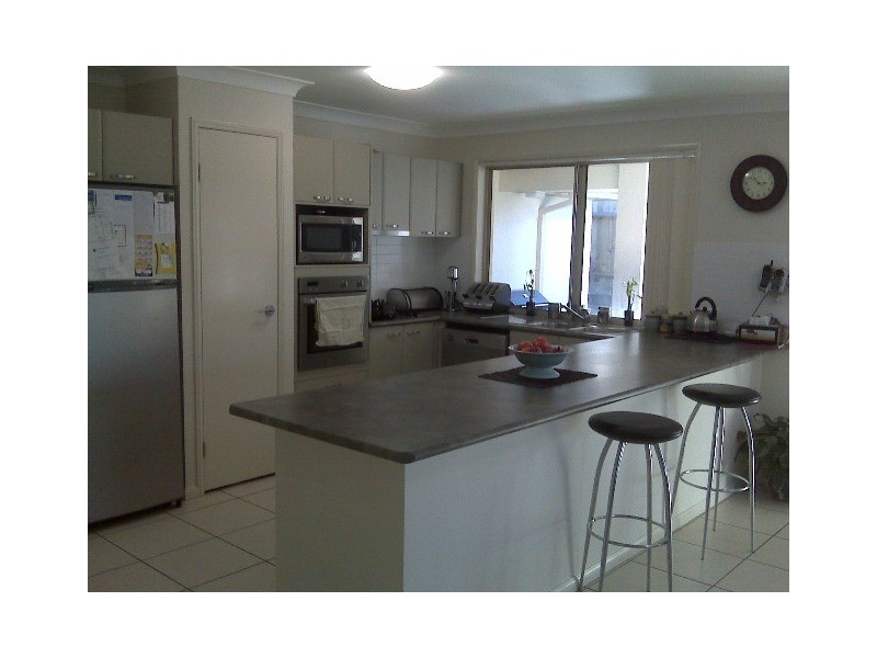 36 Ebony Crescent, Redland Bay QLD 4165