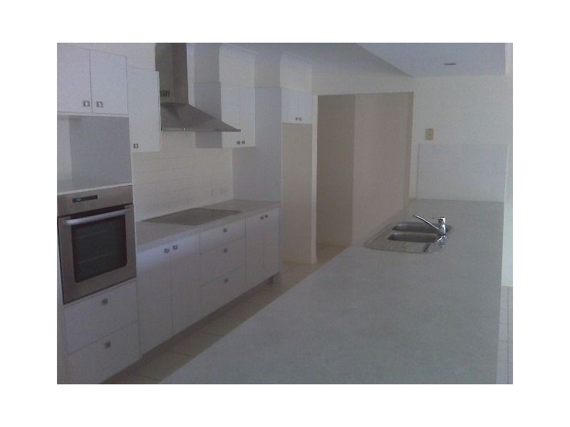 54 Habitat Drive, Redland Bay QLD 4165