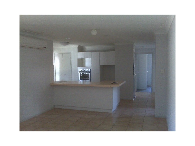 2 Bottlebrush Court, Victoria Point QLD 4165