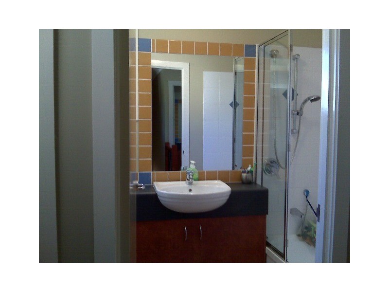 8/53 Shore Street, Cleveland QLD 4163