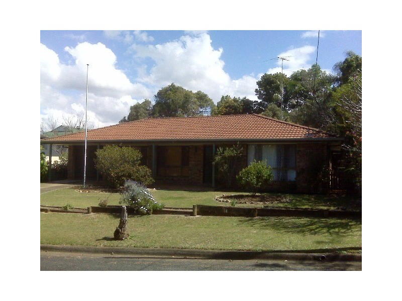 21 Vera Street, Redland Bay QLD 4165