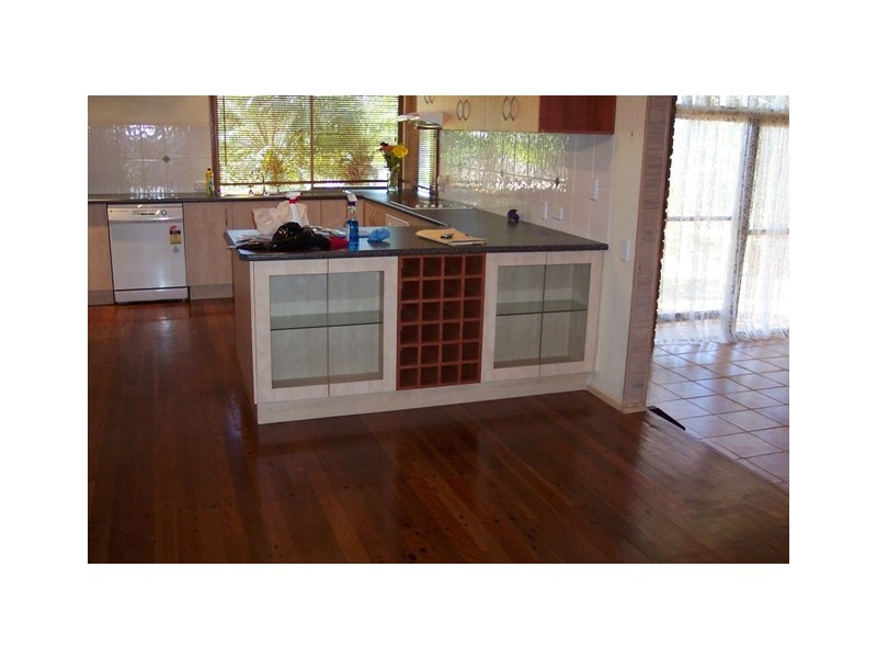 11 Albert Street, Victoria Point QLD 4165