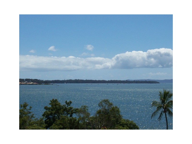 8 Gray Street, Redland Bay QLD 4165