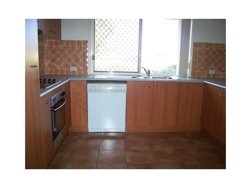 2 Brampton Court, Redland Bay QLD 4165