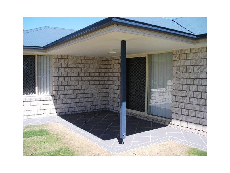 12 Thompson Street, Victoria Point QLD 4165