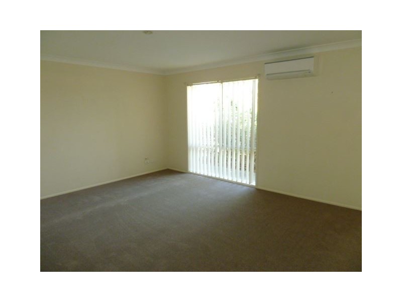 10 Gladebourne Crescent, Victoria Point QLD 4165