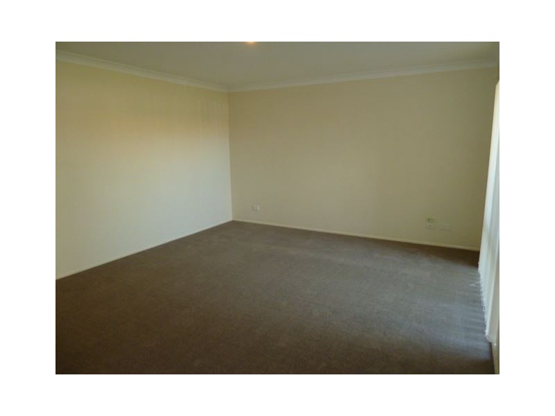 10 Gladebourne Crescent, Victoria Point QLD 4165