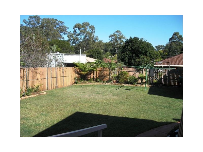 111 Cane Street, Redland Bay QLD 4165