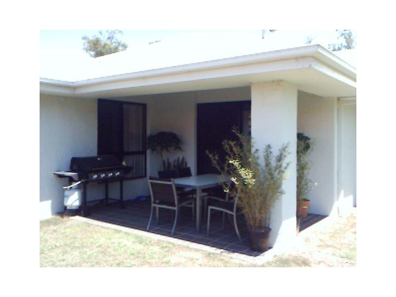 25 Portland Parade, Redland Bay QLD 4165