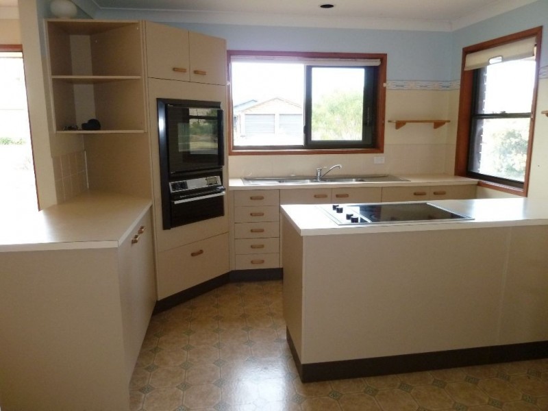 17 Tipplers Street, Victoria Point QLD 4165