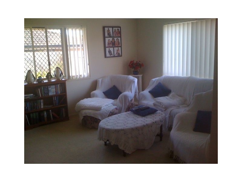 8 Scampi Place, Redland Bay QLD 4165