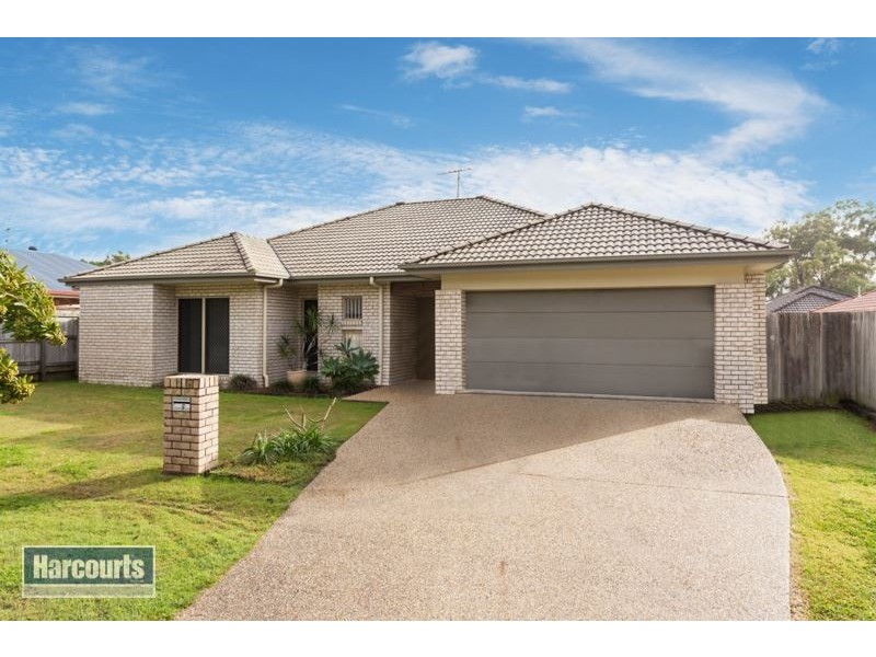 5 Turquoise Street, Redland Bay QLD 4165