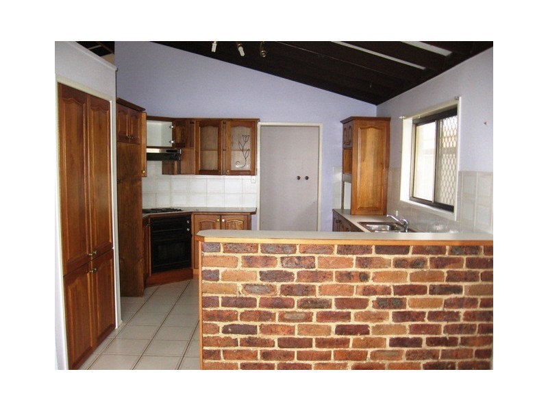 3 The Waterfront Easement, Redland Bay QLD 4165