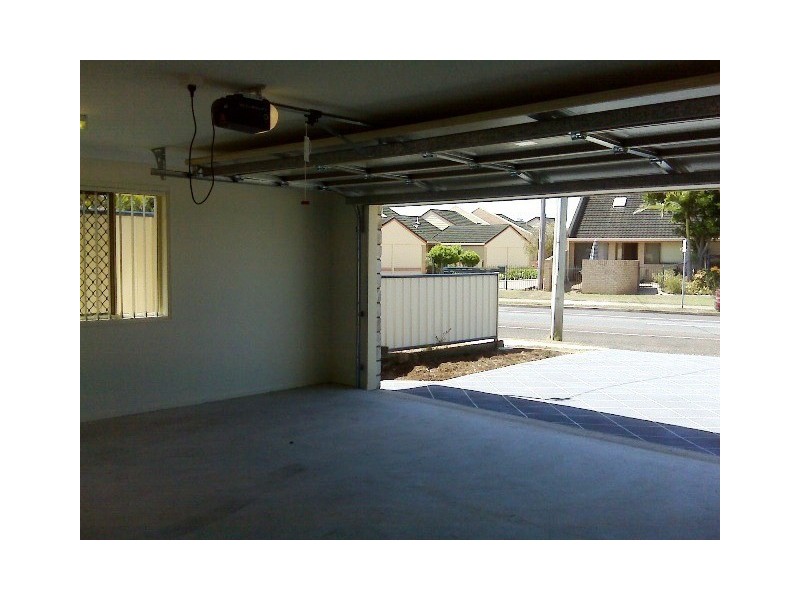 12 Thompson St, Victoria Point QLD 4165