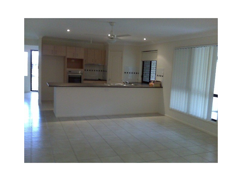 41 Portland Parade, Redland Bay QLD 4165