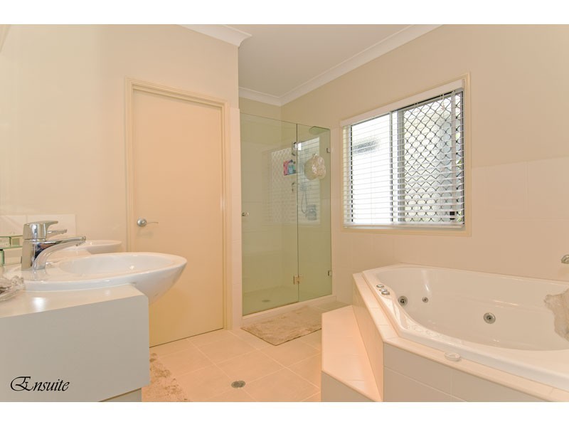 48 Boswell Terrace, Wynnum QLD 4178