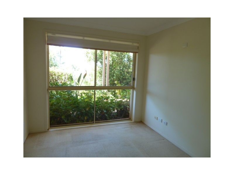 17 Esplanade, Redland Bay QLD 4165