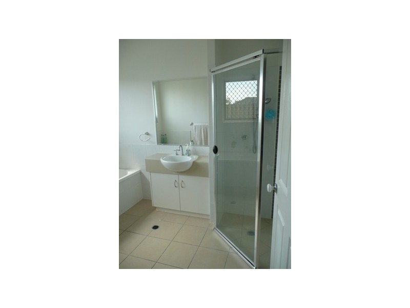 L66 SP 178304 Carney CCT, Redbank Plains QLD 4301