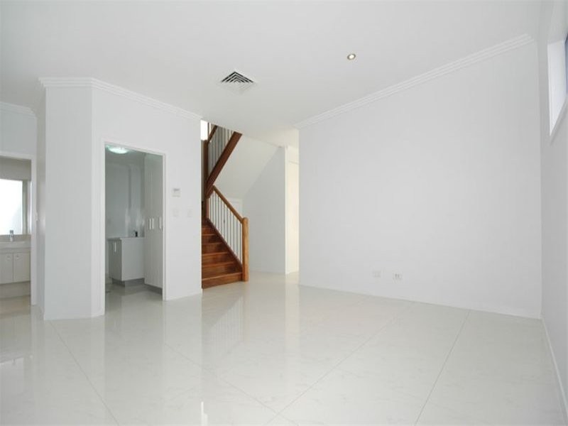 17 Bristol Road, Kedron QLD 4031