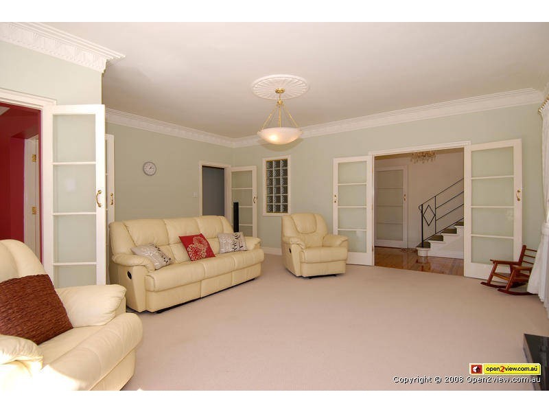 176 Rode Road, Wavell Heights QLD 4012