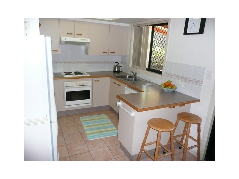 2/33 Hall Street, Chermside QLD 4032
