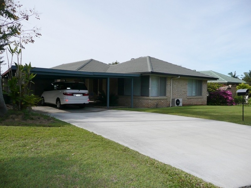 87 Redbroune Street, Chermside West QLD 4032