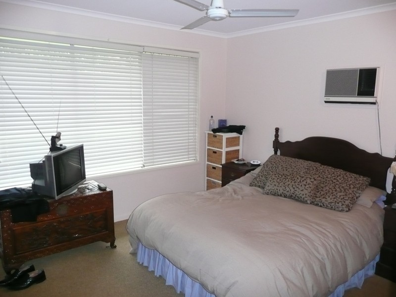 87 Redbroune Street, Chermside West QLD 4032