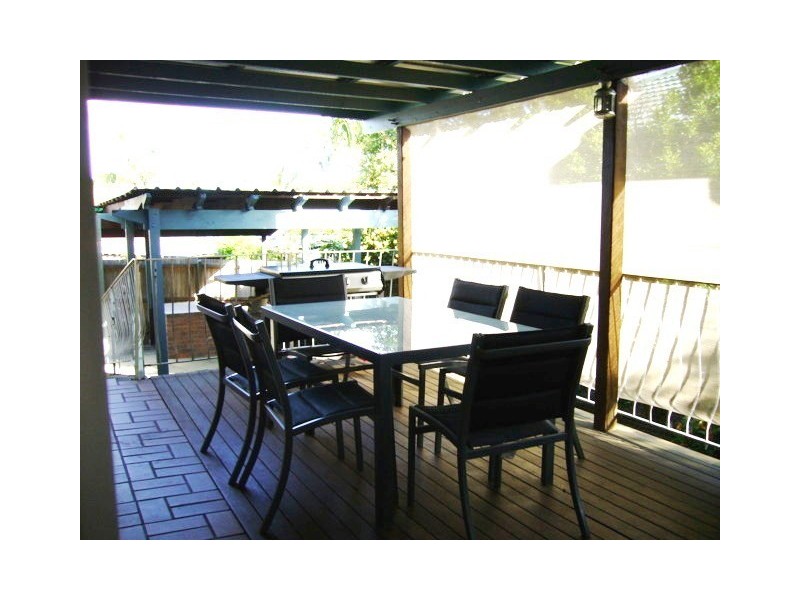 87 Redbroune Street, Chermside West QLD 4032