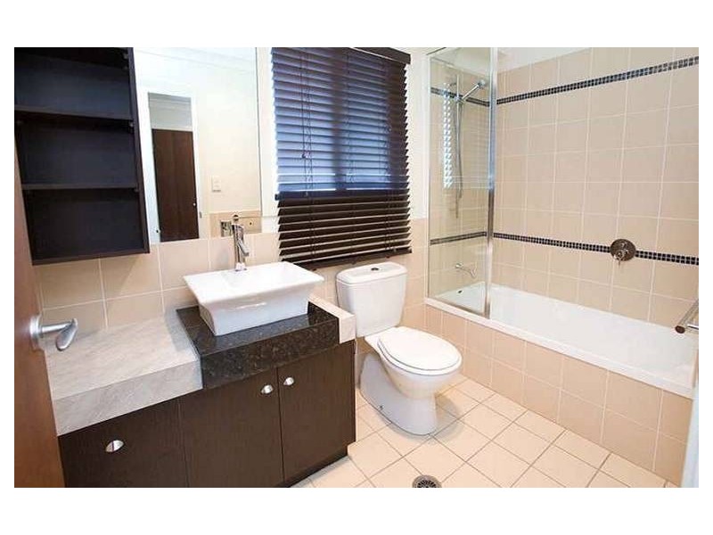 3/19 Western Avenue, Chermside QLD 4032