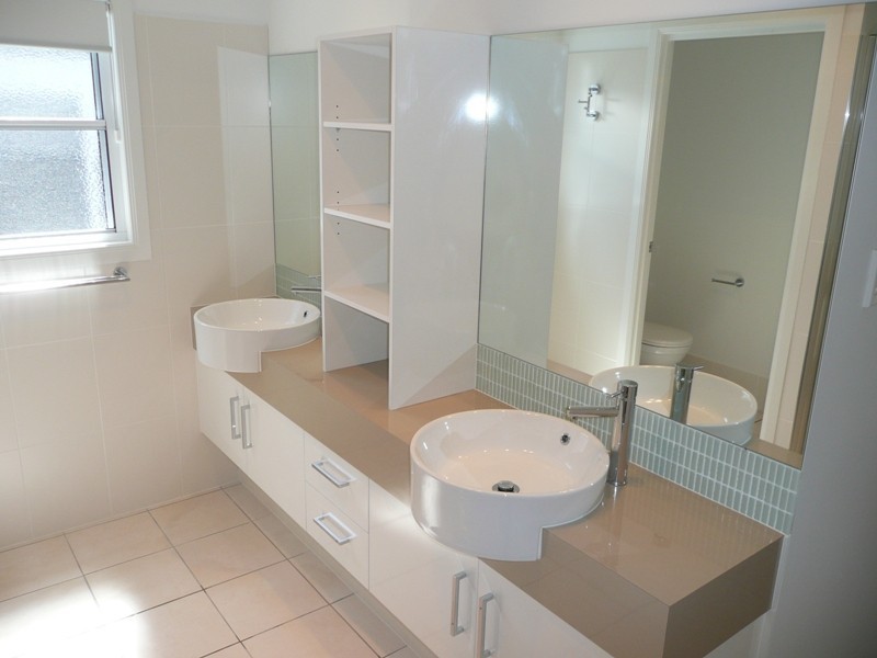 198 Shaw Road, Wavell Heights QLD 4012