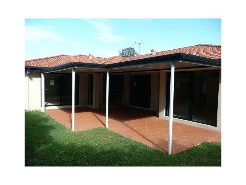 18 Carrington Place, Bridgeman Downs QLD 4035