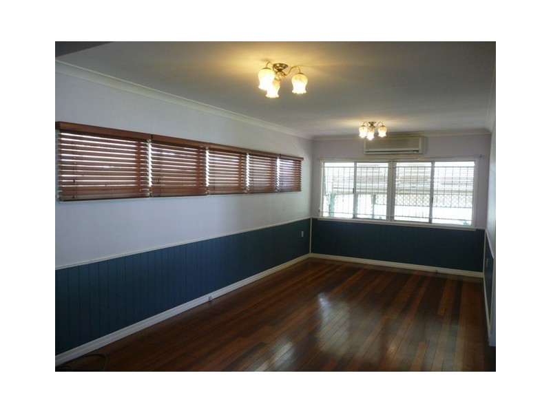 23 Chigwell Street, Wavell Heights QLD 4012