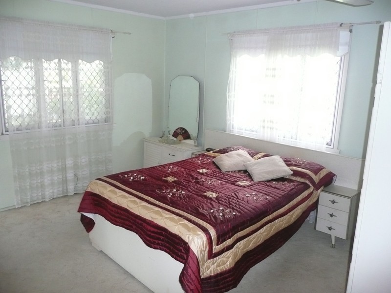 21 Girraman Street, Chermside West QLD 4032