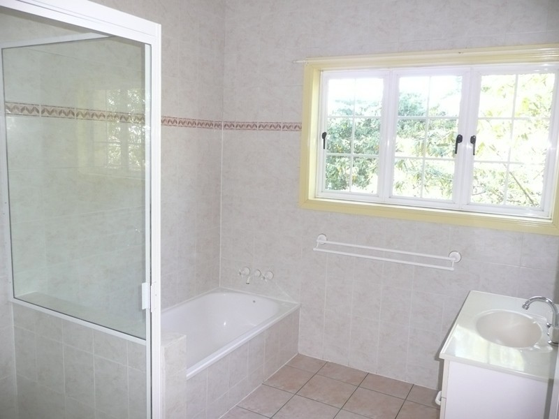 37 Kent Road, Wooloowin QLD 4030