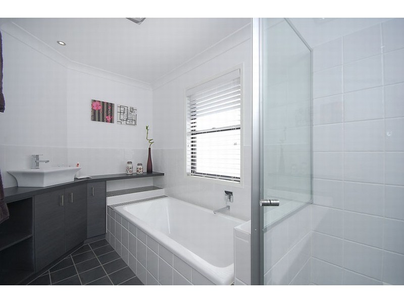 125 White Street, Wavell Heights QLD 4012