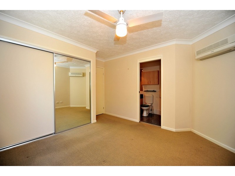 2/113 Wallace Street, Chermside QLD 4032