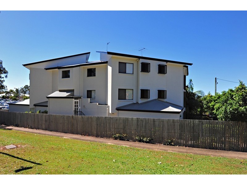 2/113 Wallace Street, Chermside QLD 4032